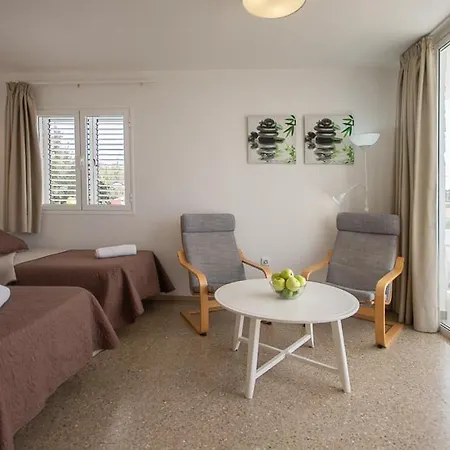 Apartment Tarahal *